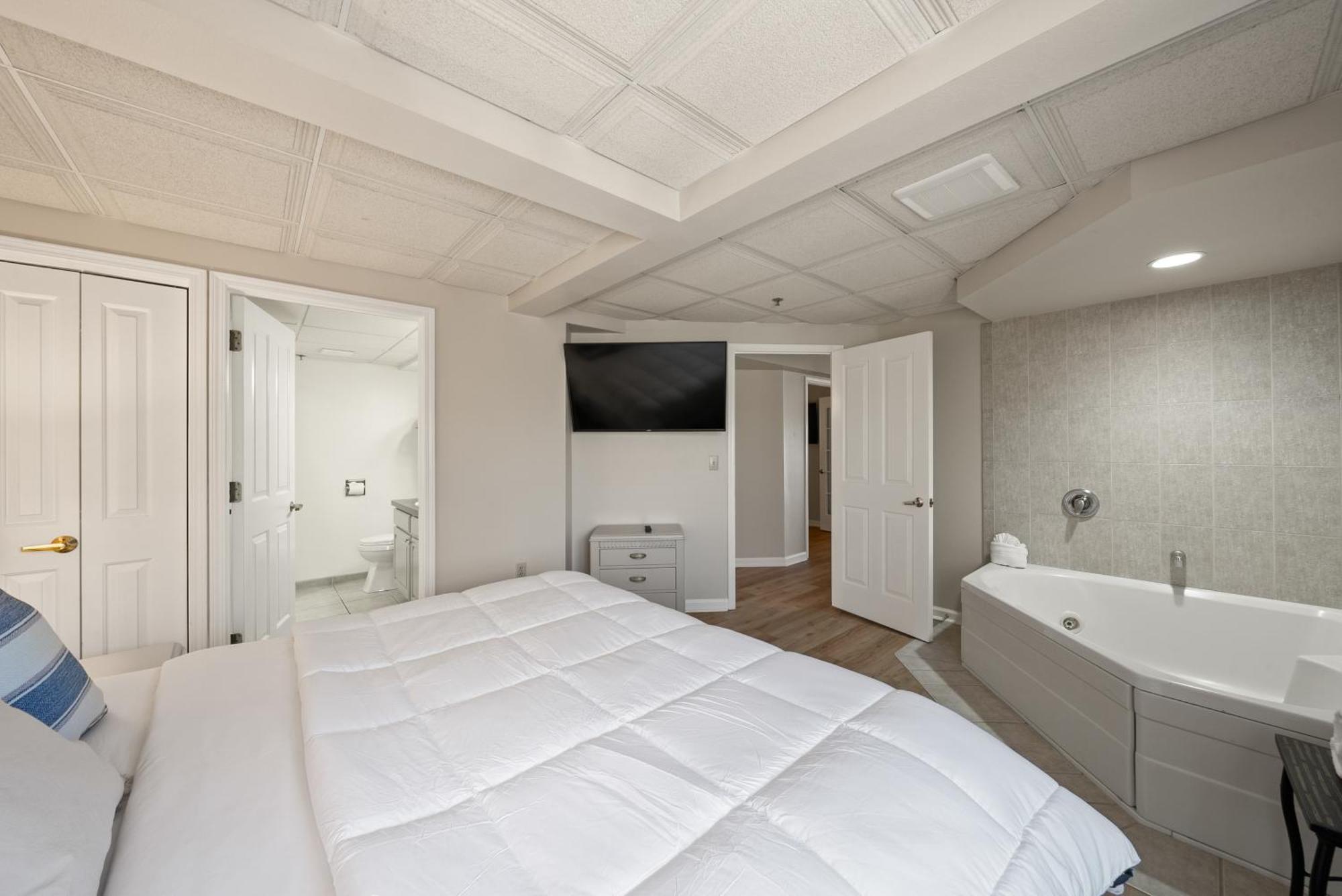 Bella Vista Suites Lake Geneva Extérieur photo