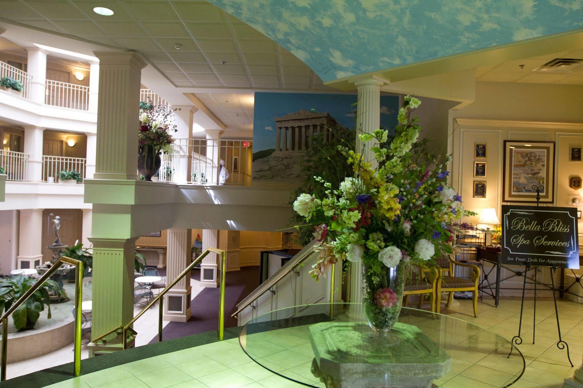 Bella Vista Suites Lake Geneva Extérieur photo